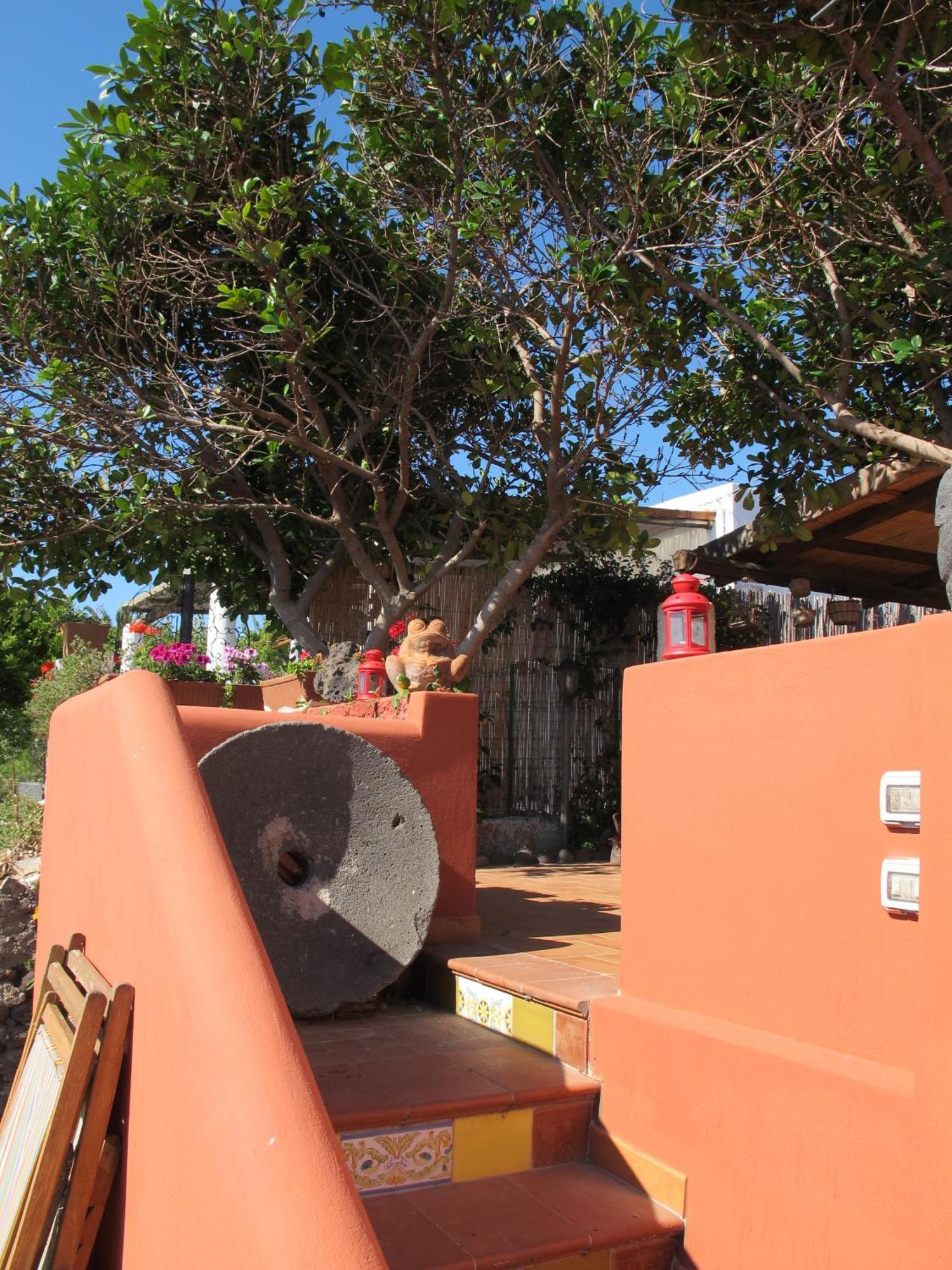 Bed and Breakfast Villino Miraglia Lingua Exterior foto